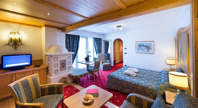 Alpen Hotel Corona Vigo di Fassa Quarto foto
