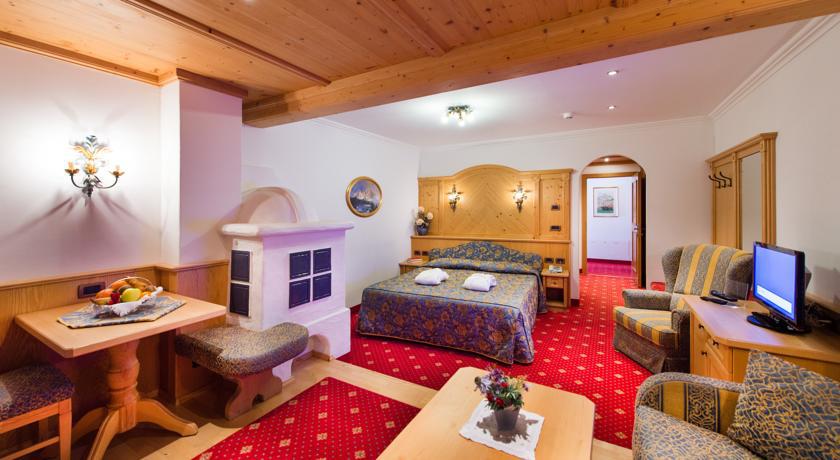 Alpen Hotel Corona Vigo di Fassa Quarto foto