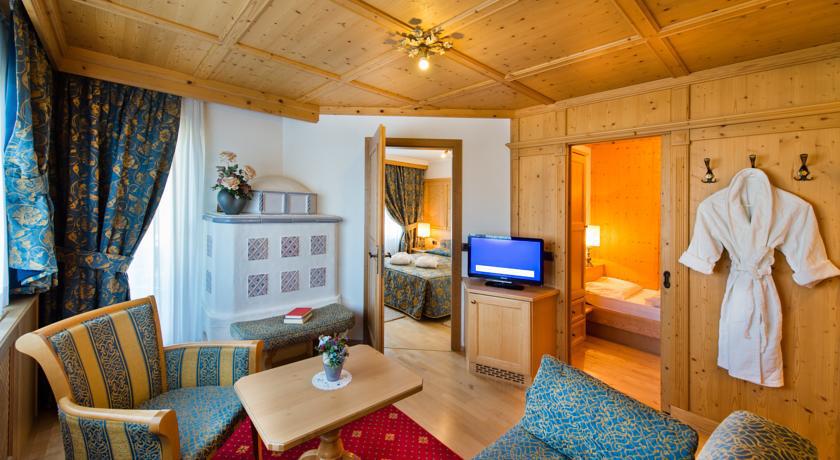 Alpen Hotel Corona Vigo di Fassa Quarto foto
