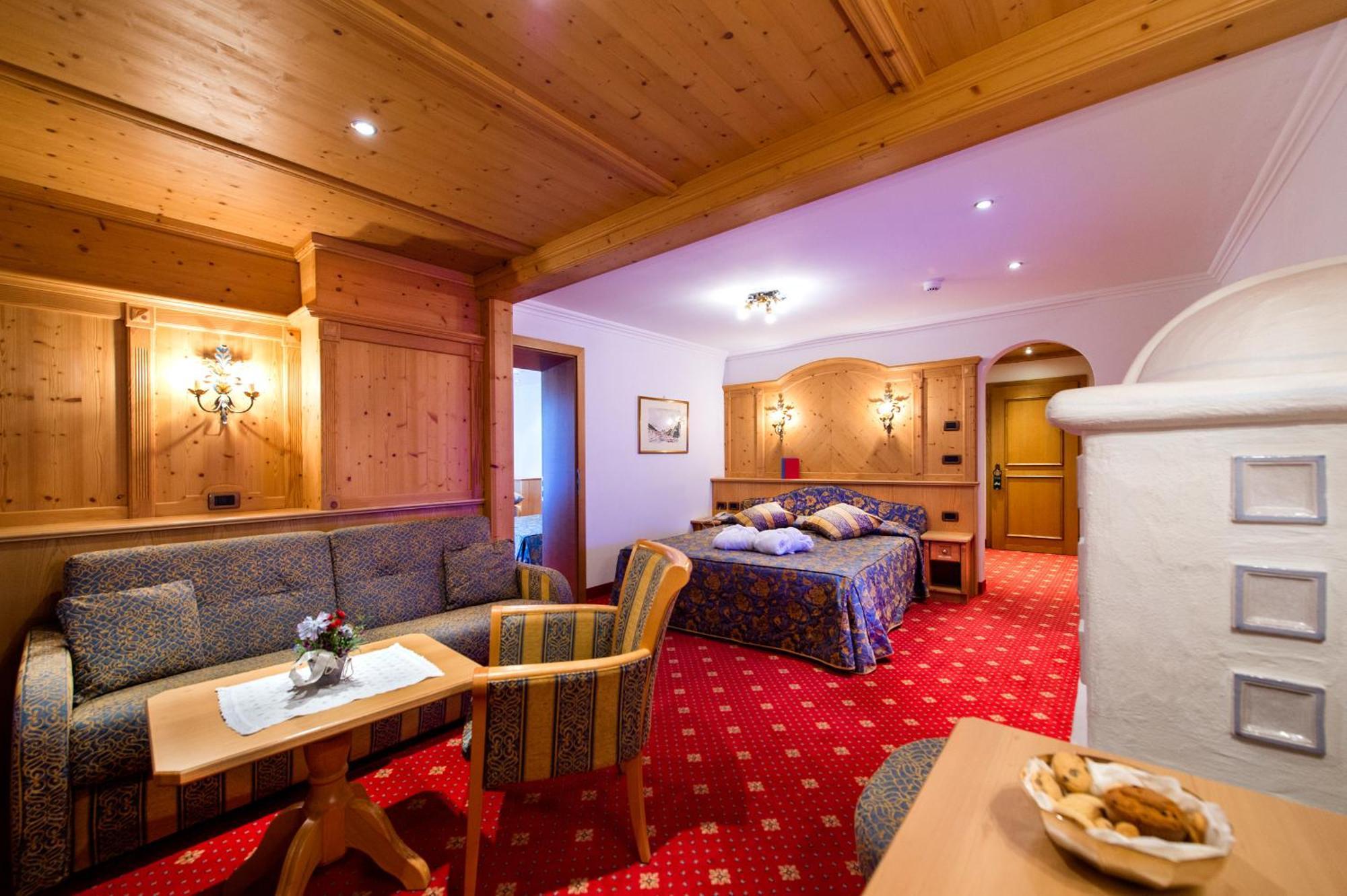 Alpen Hotel Corona Vigo di Fassa Quarto foto